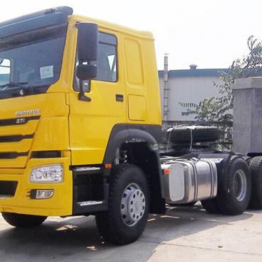 Tractor lorry